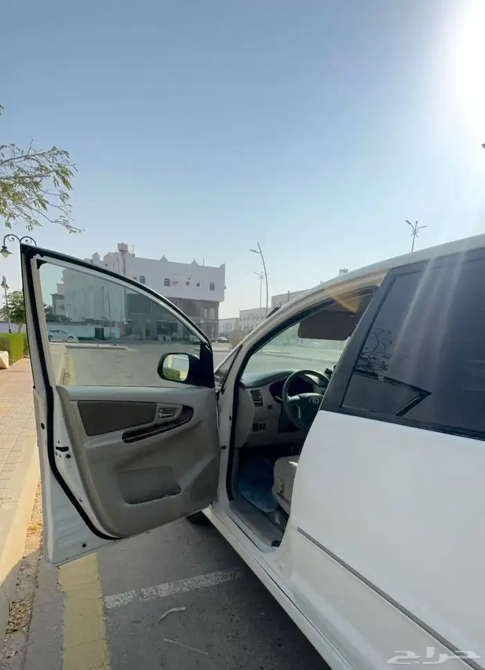انوفا للبيع 12