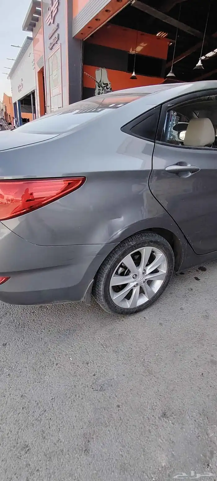 اكسنت 2016 للبيع فل فتحة جنوط بلوتوث 17