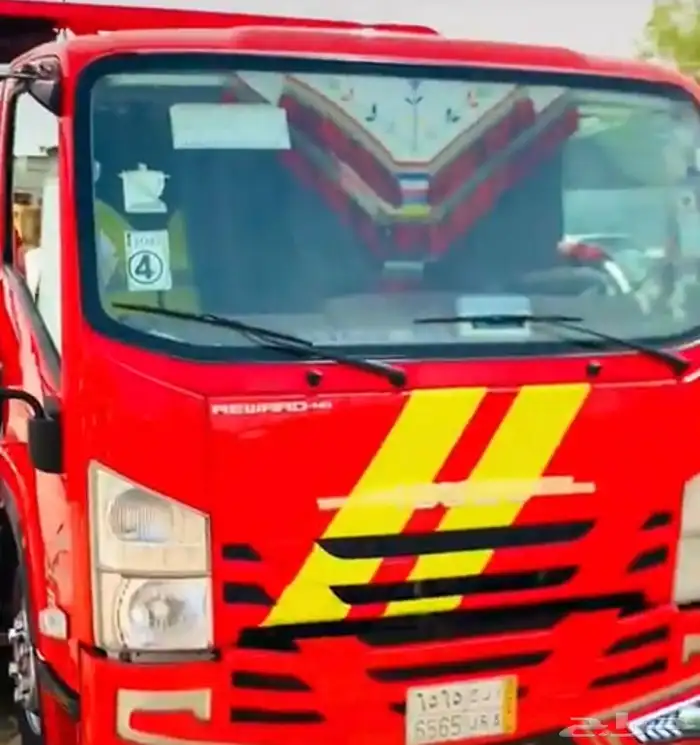 ورشة مركز سمكرة وبوية الدينات والسطحات والباصات وقطع غيارها 14