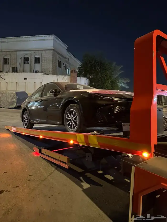 كامري 2025 اسود ستاندر بنزين E اخر دفعه 2