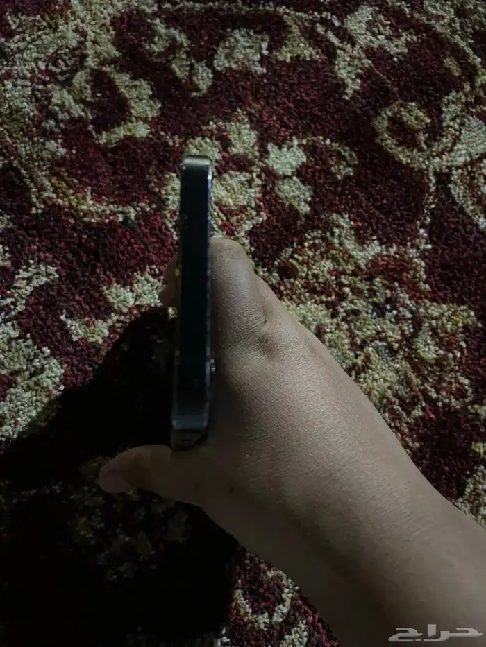 ايفون 12 عادي اسود 4