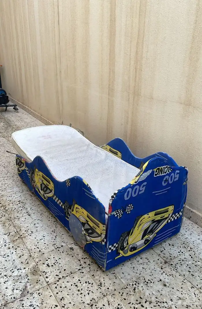 سرير أطفال   كرسي أطفال 0