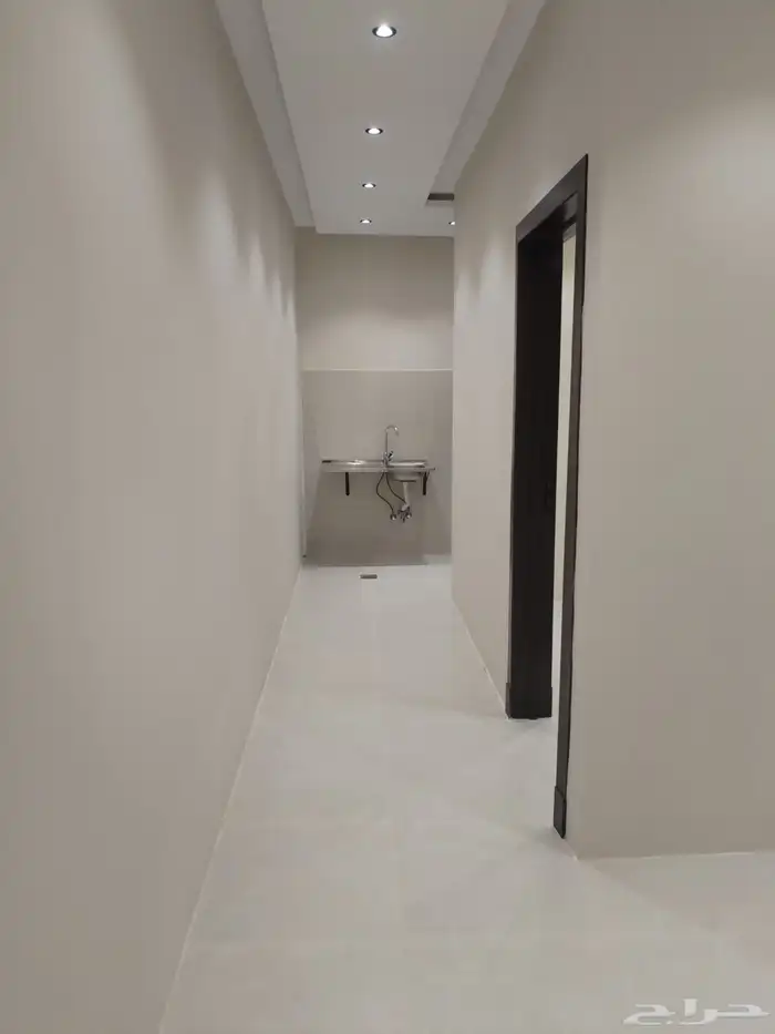 شقق عزاب للايجار بحي الخير شمال الرياض 0