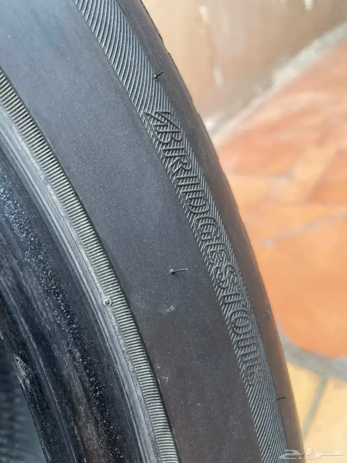 كفرات مقاس 285 45 22 مقاس الجنط 22 نص عمر تركب على الجموس 6