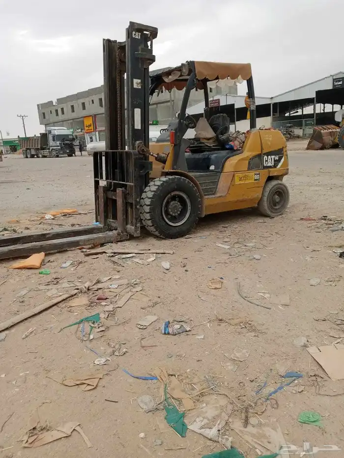 تاجير رافعات شوكيه فوركلفت 0