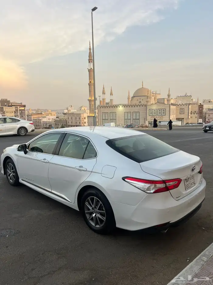 كامري هابيرد LE2020 25