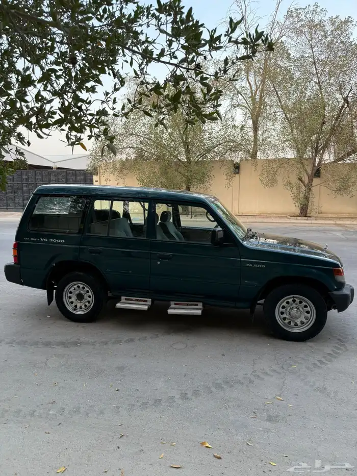 جيب باجيرو مخزن 2001 عداد 133 الف 10