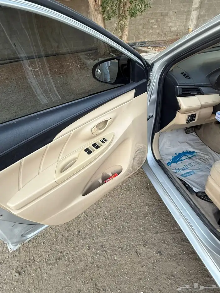 يارس 2016 قير توماتيك على الشرط 16