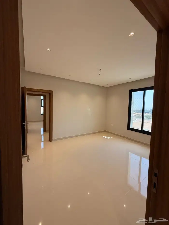 شقة للايجار 5 غرف جديدة 1