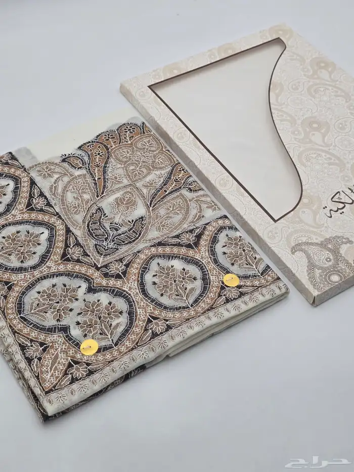 شالات اللمسه الملكيه وأقمشة شتويه بعروض خاصه 6