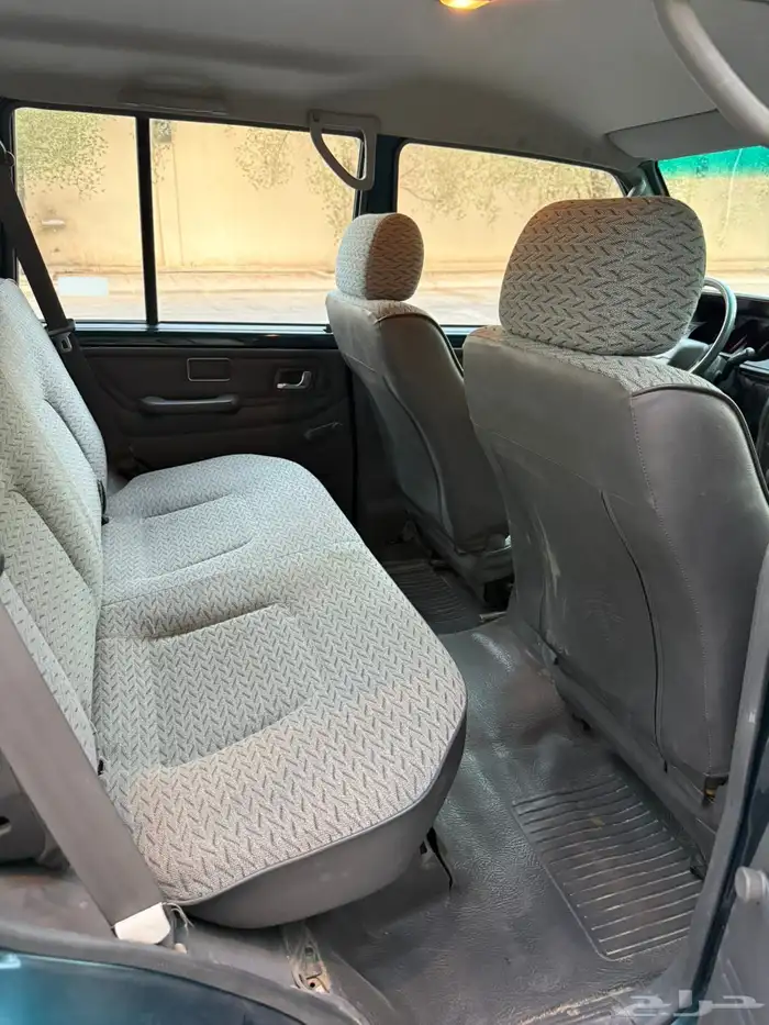 جيب باجيرو مخزن 2001 عداد 133 الف 3