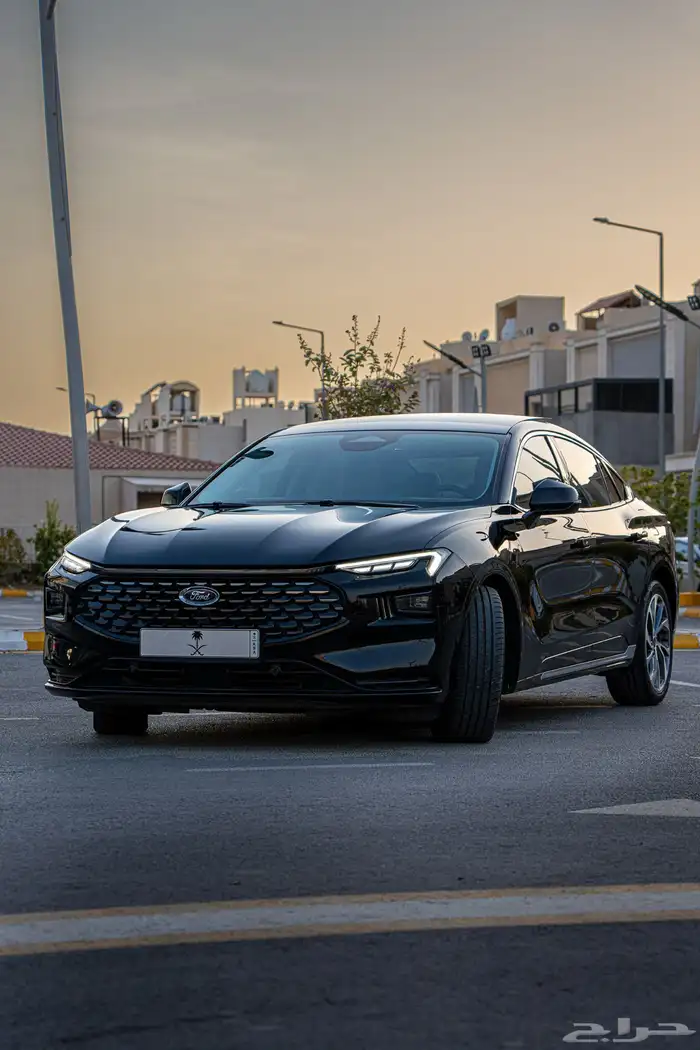 فورد تورس موديل 2023 تيتنايوم أعلى فئة فل كامل للتنازل 0