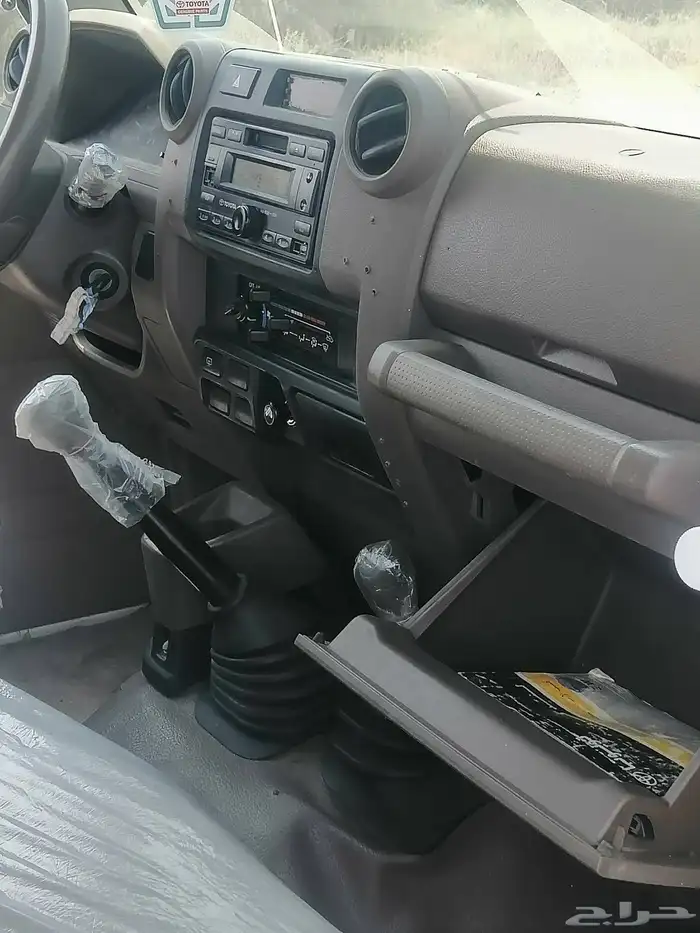 ربع 2011للبيع 8