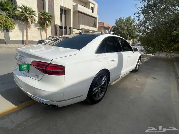 اودي A8 0