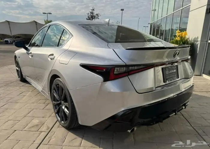 2024 Lexus IS 300 F SPORT 2 3