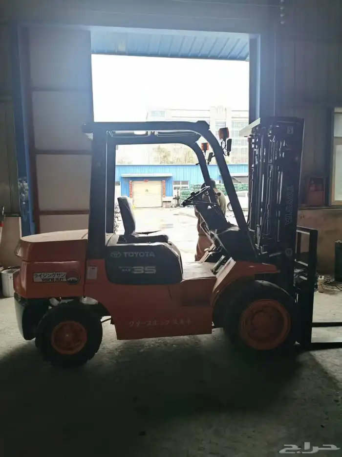 رافعه شوكيه سكين فوركليفت للايجار في جده 6