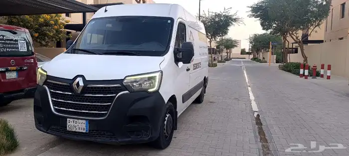 باص بضائع رينو موديل 2021 0