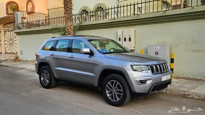 جيب جراند شروكي 2017 لمتيد 6سلند بودي بلد 2