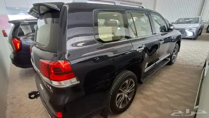 تويوتا لاندكروزر 2020 GXR مستعملة مفحوصة مضمونة مصينة 2