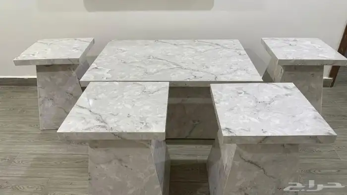 طاولة تقديم كبيرة مع اربع طاولات خدمة صغيرة 0