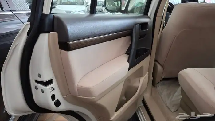 تويوتا لاندكروزر 2020 GXR مستعملة مفحوصة مضمونة 6