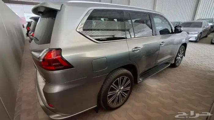 لكزس LX 2018 مستعملة مفحوصة مضمونة مصينة 2