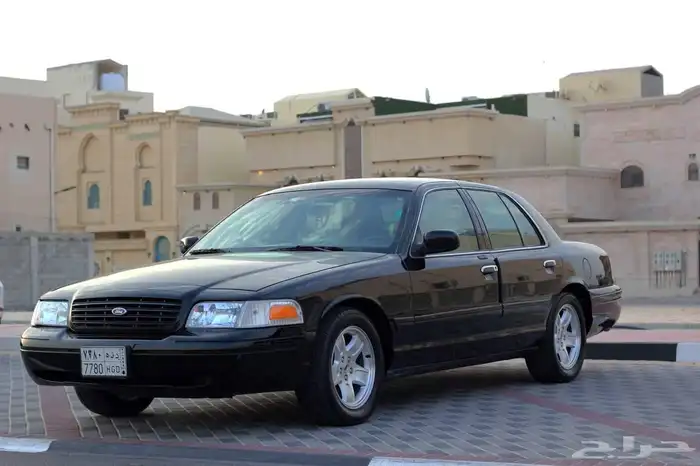 فورد كراون فكتوريا LX Sport قير أرضي موديل 2002 سعودي 17