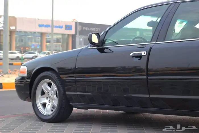 فورد كراون فكتوريا LX Sport قير أرضي موديل 2002 سعودي 16