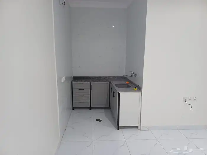 شقة صغيرة للايجار في حي لبن غرب الرياض 4