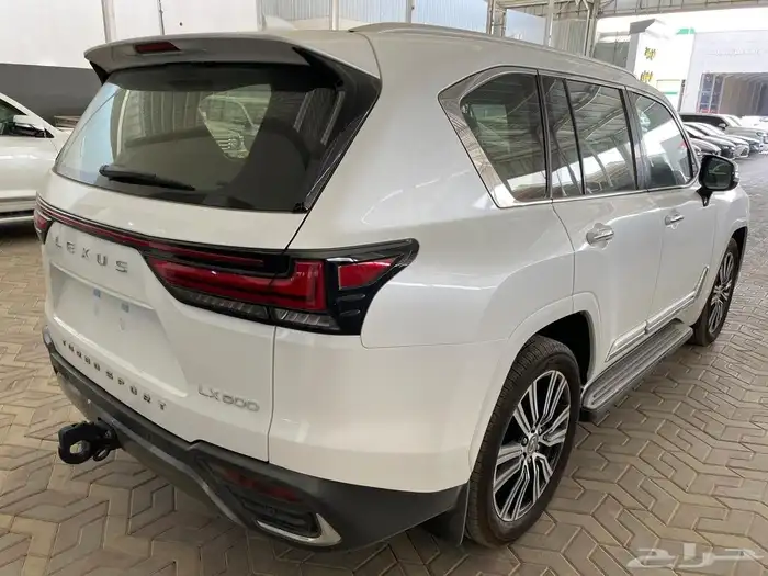 لكزس LX 600 BB موديل 2025 عماني الدفعه الثانية 4