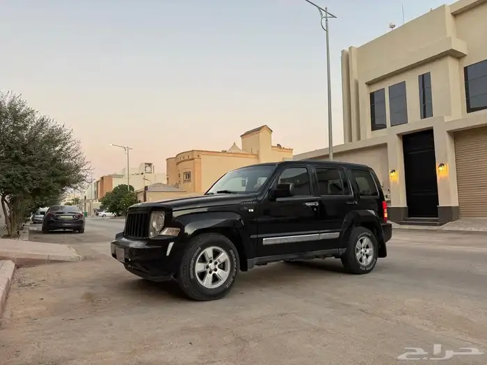 جيب ليبرتي 2009 8