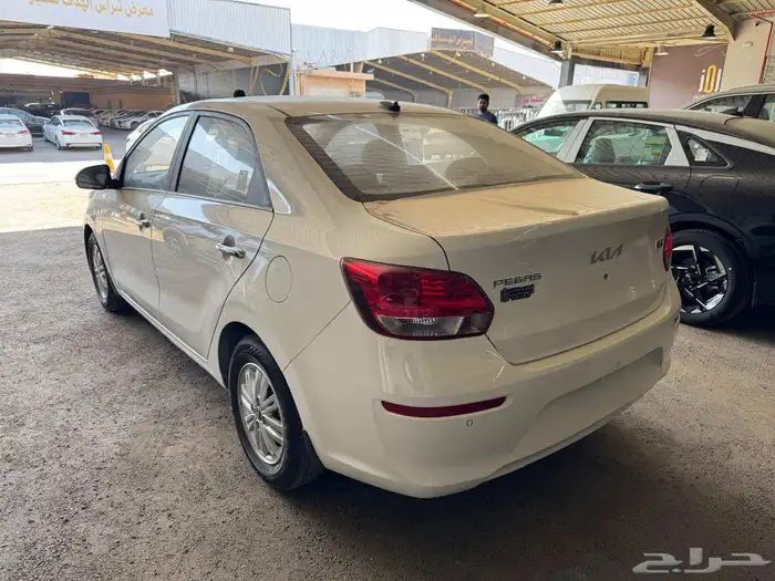كيا بيجاس GLS فتحة سقف 2026 3