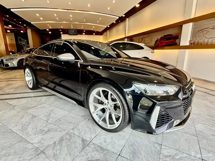 اودي RS7 2023 9