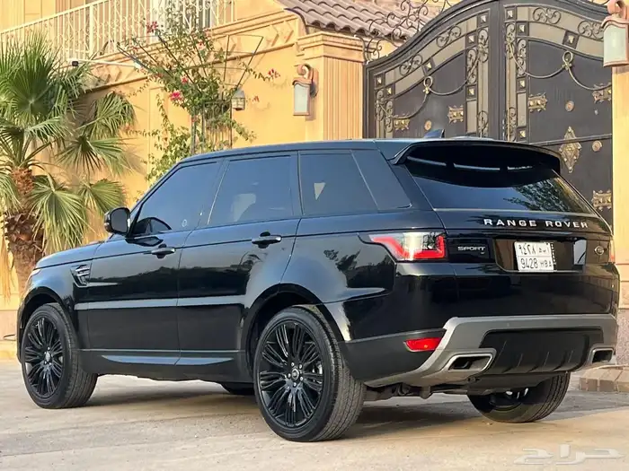رنج روفر سبورت ديزل 2021 ( بحالة الوكالة ) 3