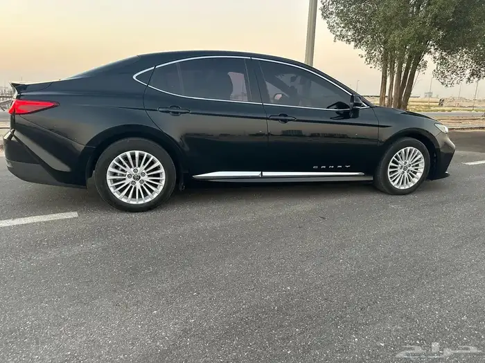 كامري LE2025 8