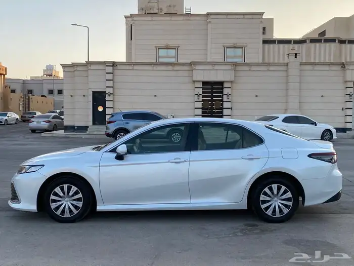 تايوتا كامري 2021 ستاندر وكالة 5