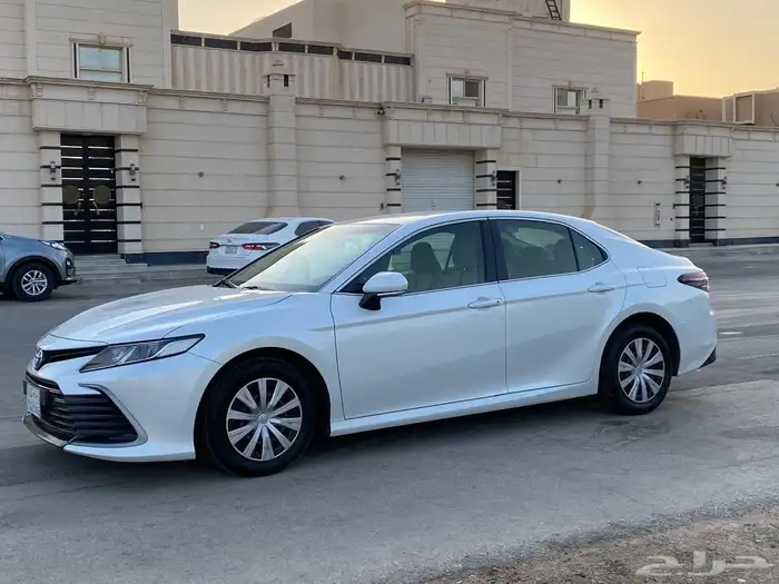 تايوتا كامري 2021 ستاندر وكالة 2