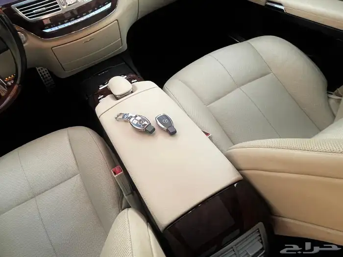 مرسيدس S500 2009 مخزنة 10
