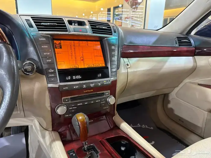 لكزس - LS460 - لارج - 2010 ( بحالة ممتازه ) 9
