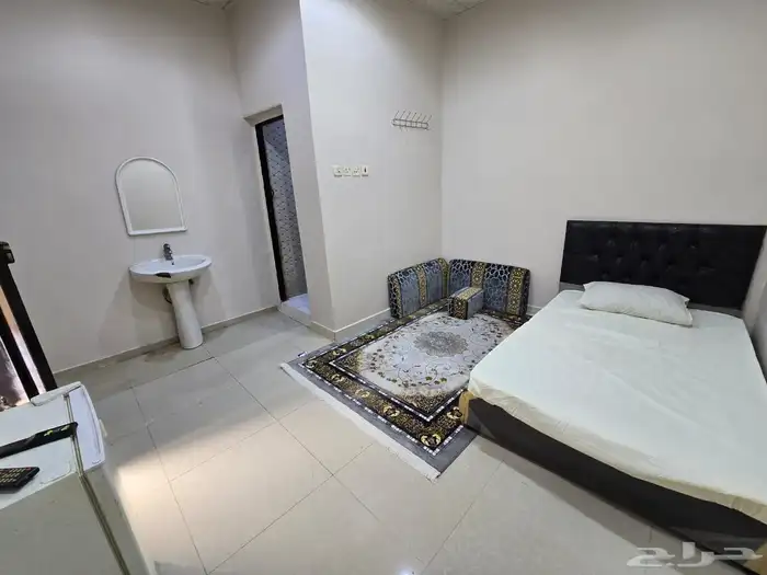 غرفة عزاب مؤثثة للايجار 1