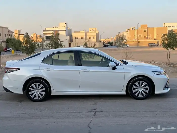 تايوتا كامري 2021 ستاندر وكالة 3