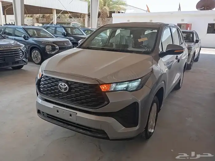 اينوفا استاندر بنزين 2025 0
