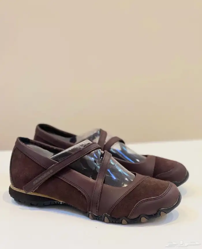 حذاء نسائي ( سكتشرز ) جديد للبيع 2