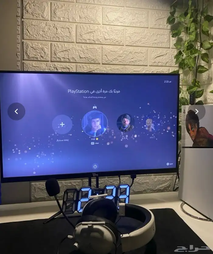 شاشة سوني 320 0