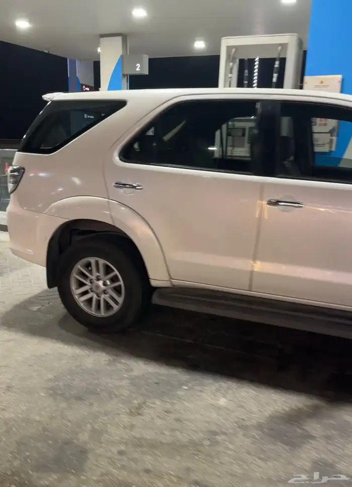 فورشنر 2015 بلد ممشى 200 الف 2