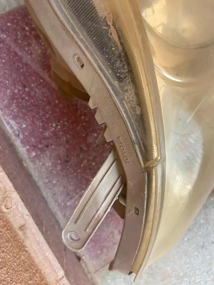 شمعات هايلوكس 2009 - 2011 أصلية 2