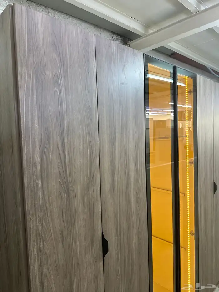 7 pices bedroom set   2500 sar only 5