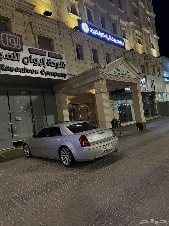 كرايسلر SRT8 اصلي 2