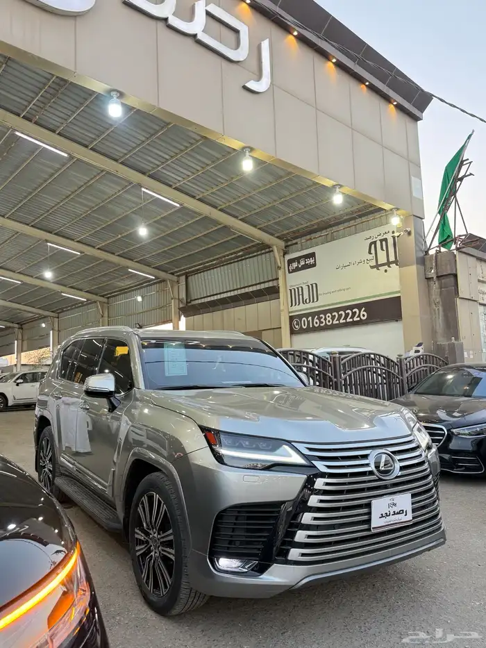 لكزس LX600 2024 عداد 25 الف وارد خليجي فل كامل 2