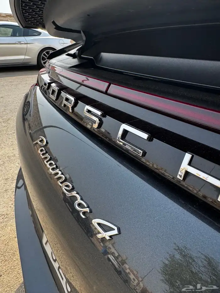 بورش باناميرا 2018 اكسلوسف 16